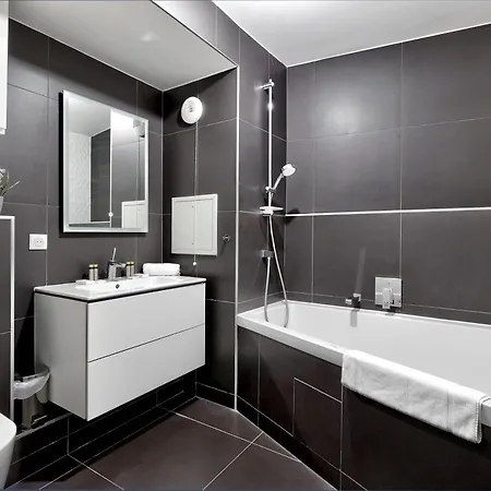 Confort Et Style Moderne A 2 Pas De La * Paryż